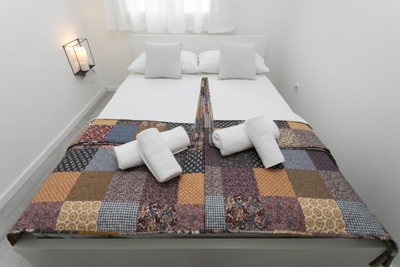 Bloom Apartment Split Bagian luar foto