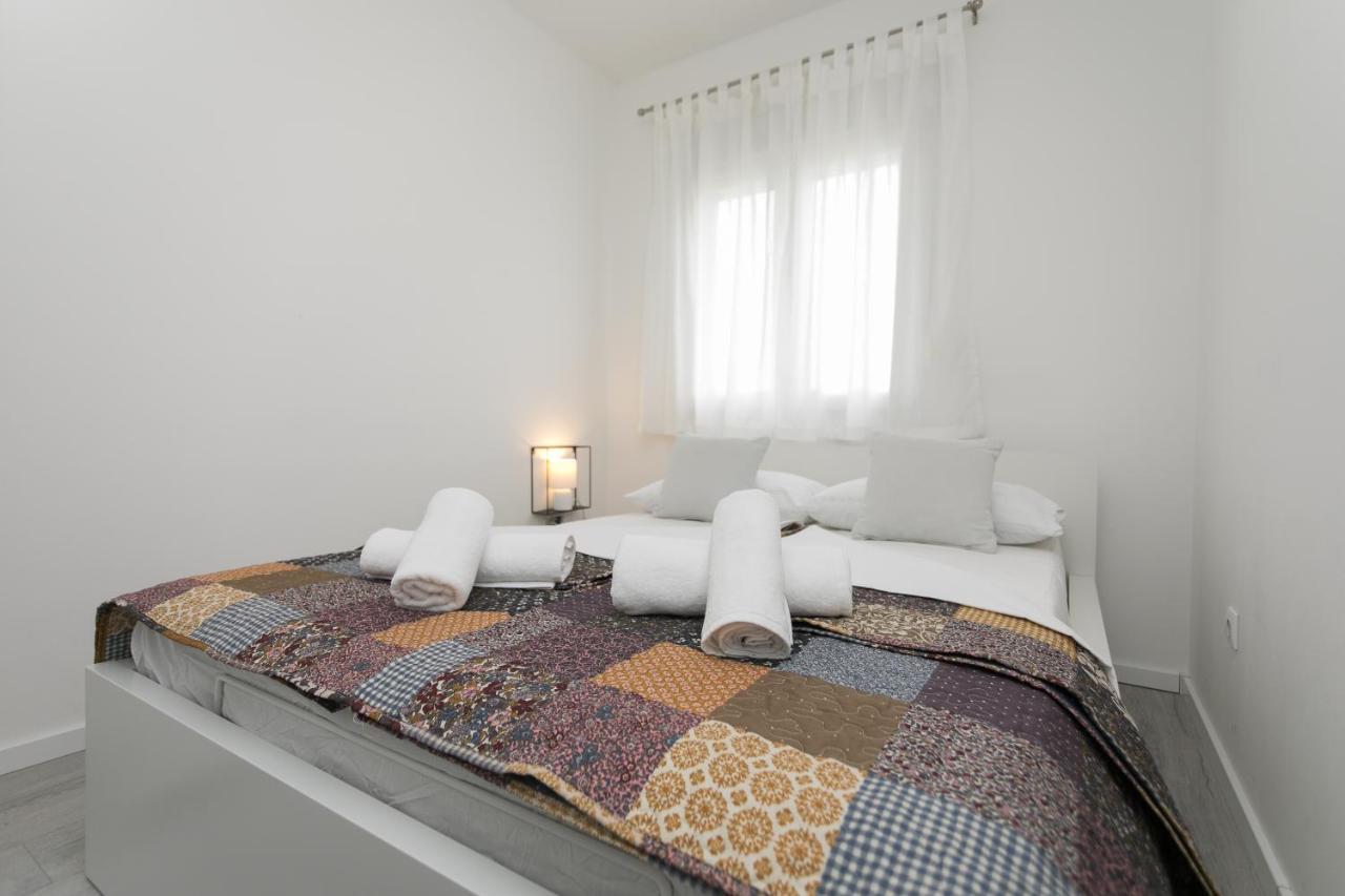 Bloom Apartment Split Bagian luar foto